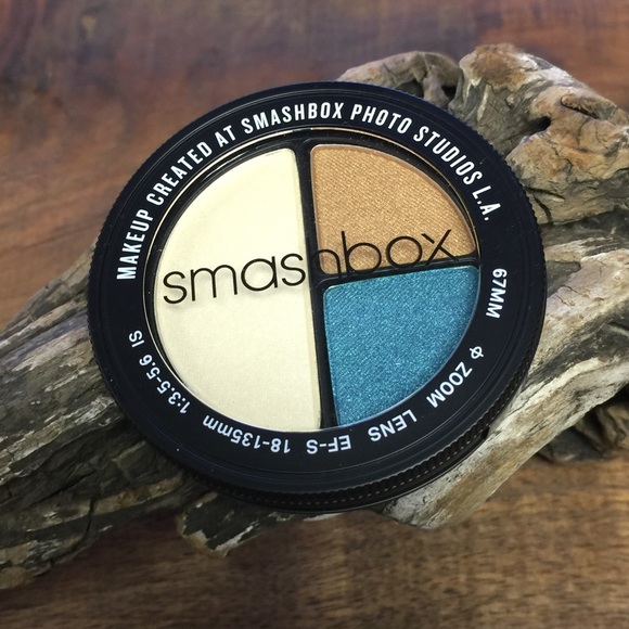 SmashBox Photo Edit eyeshadow trio “ON LOCATION” - Picture 3 of 7